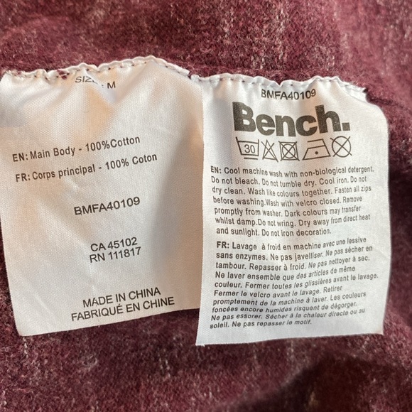 Bench oversized maroon heathered hoodie with kangaroo pockets. Size medium. - Picture 6 of 8